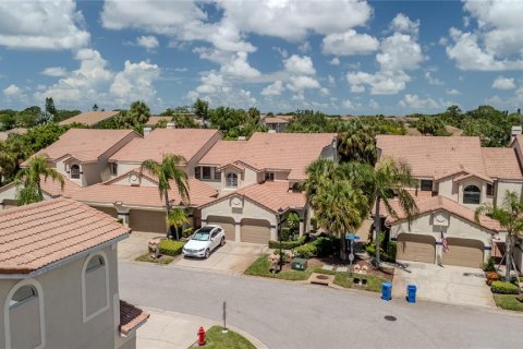 Condo in Tampa, Florida, 2 bedrooms  № 1856541 - photo 2
