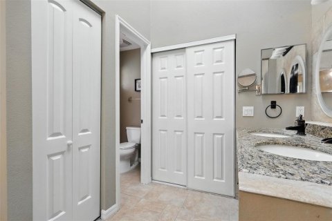 Condo in Tampa, Florida, 2 bedrooms  № 1856541 - photo 22