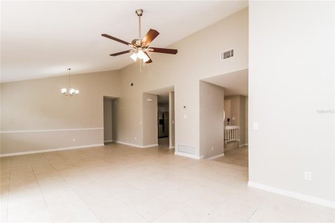 Casa en alquiler en Longwood, Florida, 3 dormitorios, 156.82 m2 № 1820853 - foto 3