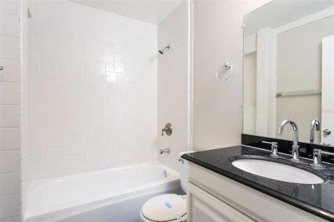 Casa en venta en Kissimmee, Florida, 3 dormitorios, 128.21 m2 № 2198765 - foto 13