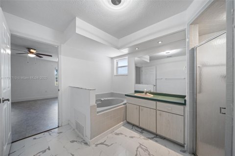 Casa en venta en Sebring, Florida, 3 dormitorios, 192.68 m2 № 1695585 - foto 17