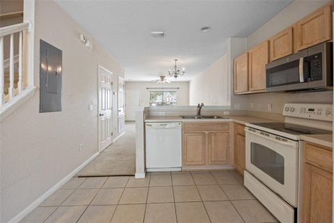 Townhouse in Ocala, Florida 2 bedrooms, 105.35 sq.m. № 1785983 - photo 9