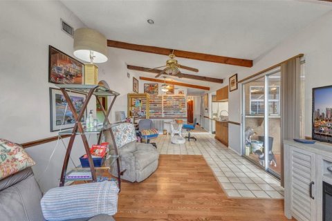 Casa en venta en Port Charlotte, Florida, 3 dormitorios, 145.86 m2 № 1915176 - foto 14