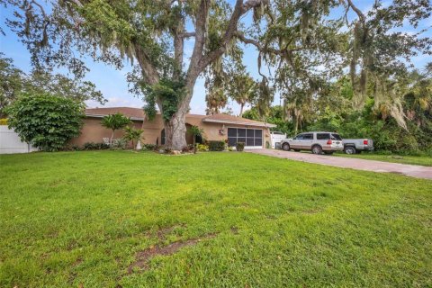 Casa en venta en Port Charlotte, Florida, 3 dormitorios, 145.86 m2 № 1915176 - foto 2