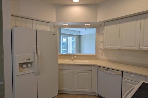 Condo in Bradenton, Florida, 2 bedrooms  № 1733170 - photo 11