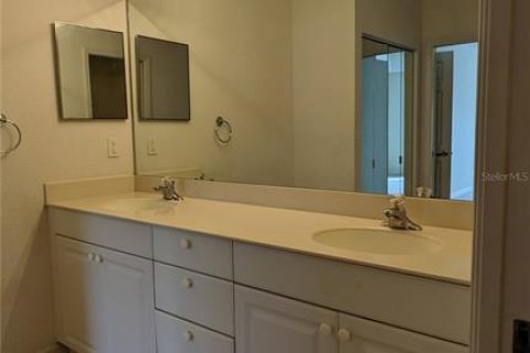 Condo in Bradenton, Florida, 2 bedrooms  № 1733170 - photo 19