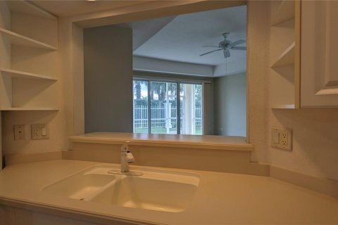 Condo in Bradenton, Florida, 2 bedrooms  № 1733170 - photo 15
