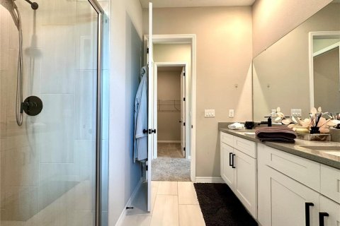 House in Davenport, Florida 4 bedrooms, 230.4 sq.m. № 1803932 - photo 15