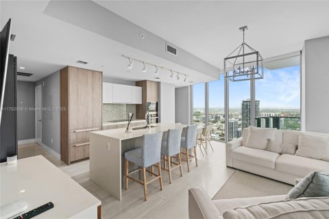 Купить кондоминиум в Майами, Флорида 2 спальни, 98.48м2, № 1861247 - фото 3