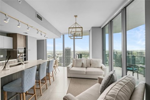 Купить кондоминиум в Майами, Флорида 2 спальни, 98.48м2, № 1861247 - фото 2