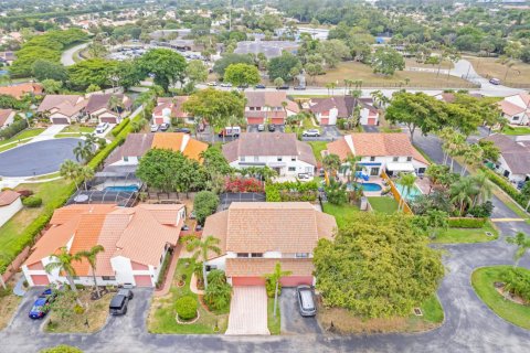Touwnhouse à vendre à Boca Raton, Floride: 3 chambres, 159.88 m2 № 1182360 - photo 1
