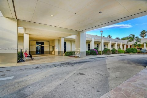 Купить кондоминиум в Коконат Крик, Флорида 2 спальни, 107.4м2, № 1939035 - фото 29