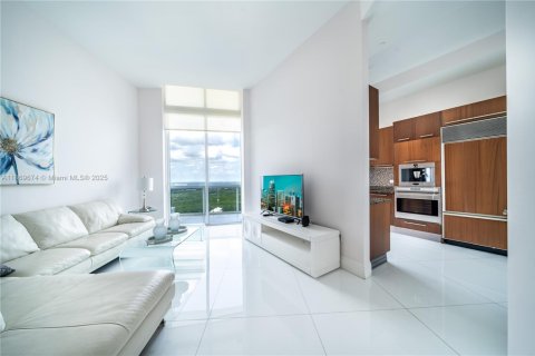Condominio en venta en Sunny Isles Beach, Florida, 2 dormitorios, 133.31 m2 № 2017089 - foto 3