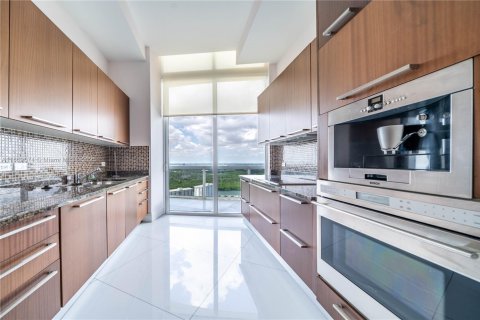 Condominio en venta en Sunny Isles Beach, Florida, 2 dormitorios, 133.31 m2 № 2017089 - foto 5
