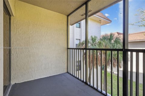 Copropriété à louer à Miami, Floride: 2 chambres, 130.53 m2 № 2010873 - photo 29