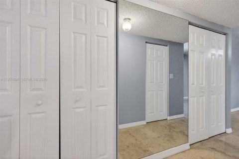 Copropriété à louer à Miami, Floride: 2 chambres, 130.53 m2 № 2010873 - photo 22