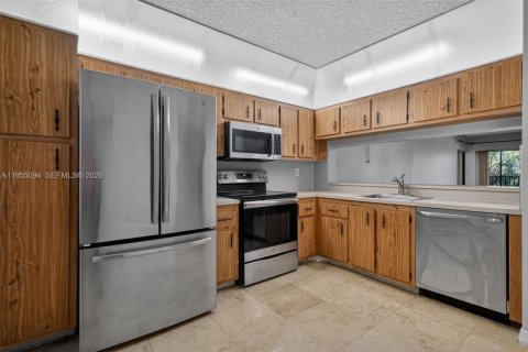 Copropriété à louer à Miami, Floride: 2 chambres, 130.53 m2 № 2010873 - photo 10