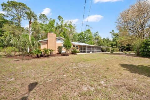 House in Apopka, Florida 5 bedrooms, 234.11 sq.m. № 2234787 - photo 6