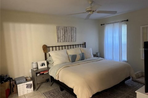 Copropriété à louer à Lakewood Ranch, Floride: 2 chambres, 97.36 m2 № 1872841 - photo 6
