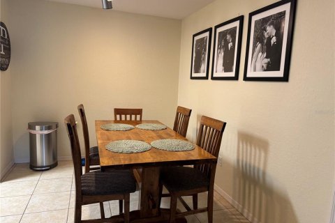 Copropriété à louer à Lakewood Ranch, Floride: 2 chambres, 97.36 m2 № 1872841 - photo 3