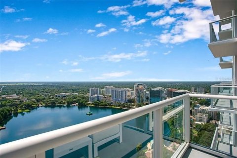 Condo in Orlando, Florida, 4 bedrooms  № 1903251 - photo 4