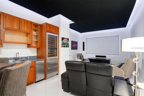 Condo in Orlando, Florida, 4 bedrooms  № 1903251 - photo 17