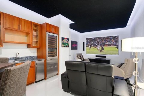 Condo in Orlando, Florida, 4 bedrooms  № 1903251 - photo 27