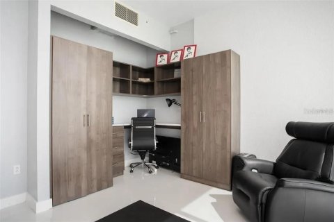 Copropriété à louer à Orlando, Floride: 4 chambres, 294.69 m2 № 1903251 - photo 14
