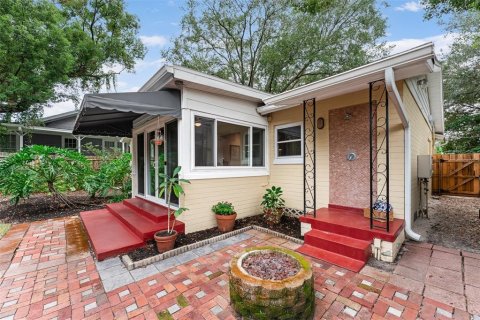 Casa en venta en Orlando, Florida, 2 dormitorios, 124.21 m2 № 2388298 - foto 18