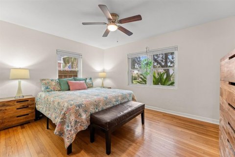 Casa en venta en Orlando, Florida, 2 dormitorios, 124.21 m2 № 2388298 - foto 13