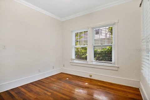 House in Orlando, Florida 2 bedrooms, 130.43 sq.m. № 1541777 - photo 20