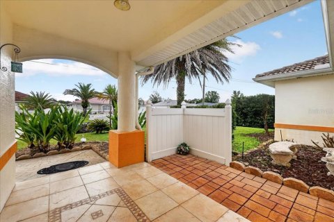 Villa ou maison à louer à Palm Coast, Floride: 3 chambres, 173.17 m2 № 2284984 - photo 5