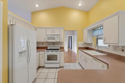 Villa ou maison à louer à Palm Coast, Floride: 3 chambres, 173.17 m2 № 2284984 - photo 21