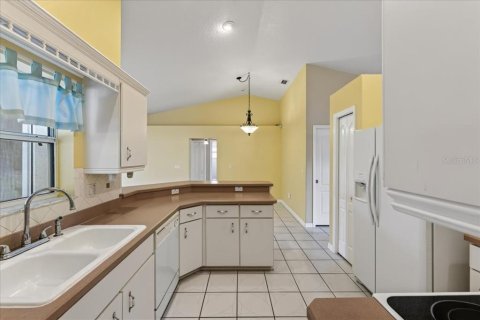 Villa ou maison à louer à Palm Coast, Floride: 3 chambres, 173.17 m2 № 2284984 - photo 20