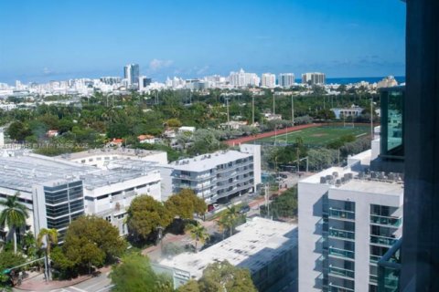 Estudio en el Condominio en Miami Beach, Florida № 2185834