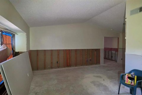 Casa en venta en Homosassa, Florida, 2 dormitorios, 192.21 m2 № 2387619 - foto 30