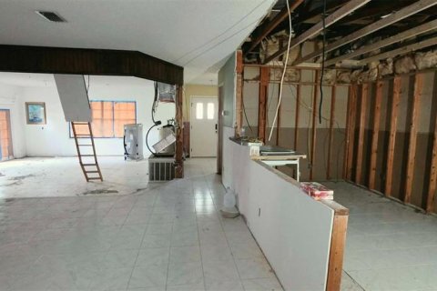 Casa en venta en Homosassa, Florida, 2 dormitorios, 192.21 m2 № 2387619 - foto 14