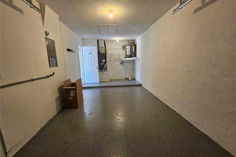 Villa ou maison à louer à Palm Harbor, Floride: 2 chambres, 74.04 m2 № 2106998 - photo 12