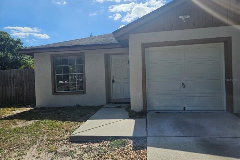 Villa ou maison à Palm Harbor, Floride 2 chambres, 74.04 m2 № 2106998