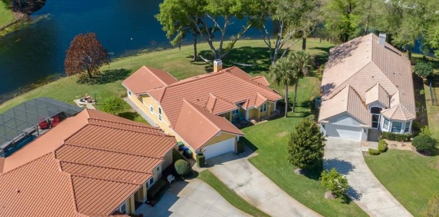 House in Winter Garden, Florida 3 bedrooms, 188.31 sq.m. № 2135726