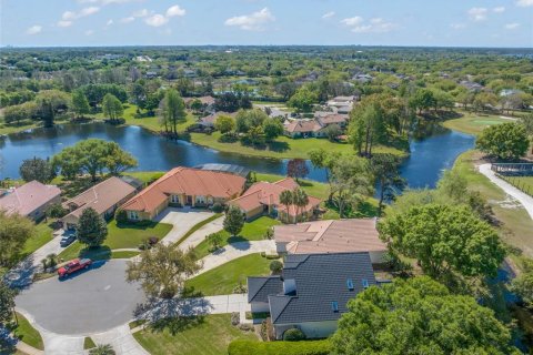House in Winter Garden, Florida 3 bedrooms, 188.31 sq.m. № 2135726 - photo 5