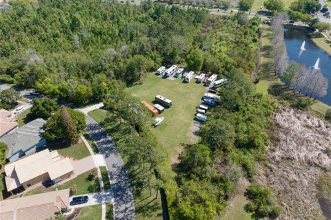 House in Winter Garden, Florida 3 bedrooms, 188.31 sq.m. № 2135726 - photo 9