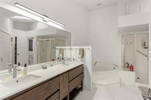 House in Winter Garden, Florida 3 bedrooms, 188.31 sq.m. № 2135726 - photo 27