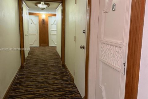 Condo in Aventura, Florida, 2 bedrooms  № 2010180