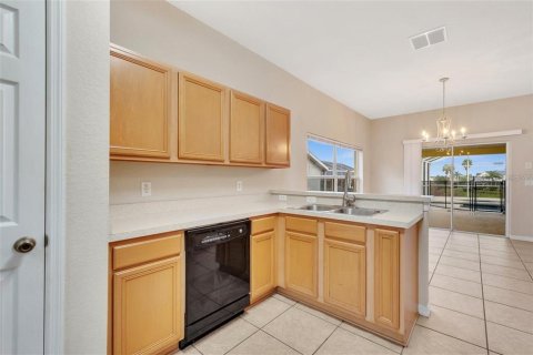 Casa en venta en Davenport, Florida, 5 dormitorios, 234.67 m2 № 2157629 - foto 15