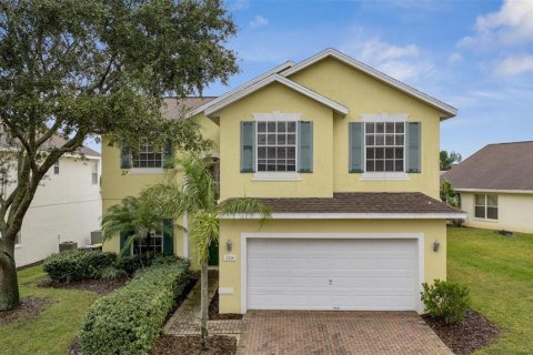 Casa en Davenport, Florida 5 dormitorios, 234.67 m2 № 2157629