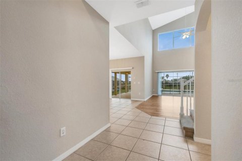 Casa en venta en Davenport, Florida, 5 dormitorios, 234.67 m2 № 2157629 - foto 3