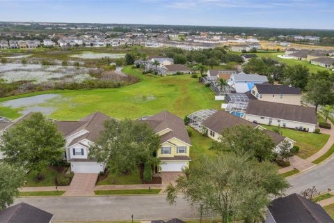 Casa en venta en Davenport, Florida, 5 dormitorios, 234.67 m2 № 2157629 - foto 2