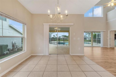 Casa en venta en Davenport, Florida, 5 dormitorios, 234.67 m2 № 2157629 - foto 12