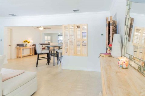 House in Clearwater, Florida 3 bedrooms, 161 sq.m. № 1787697 - photo 6